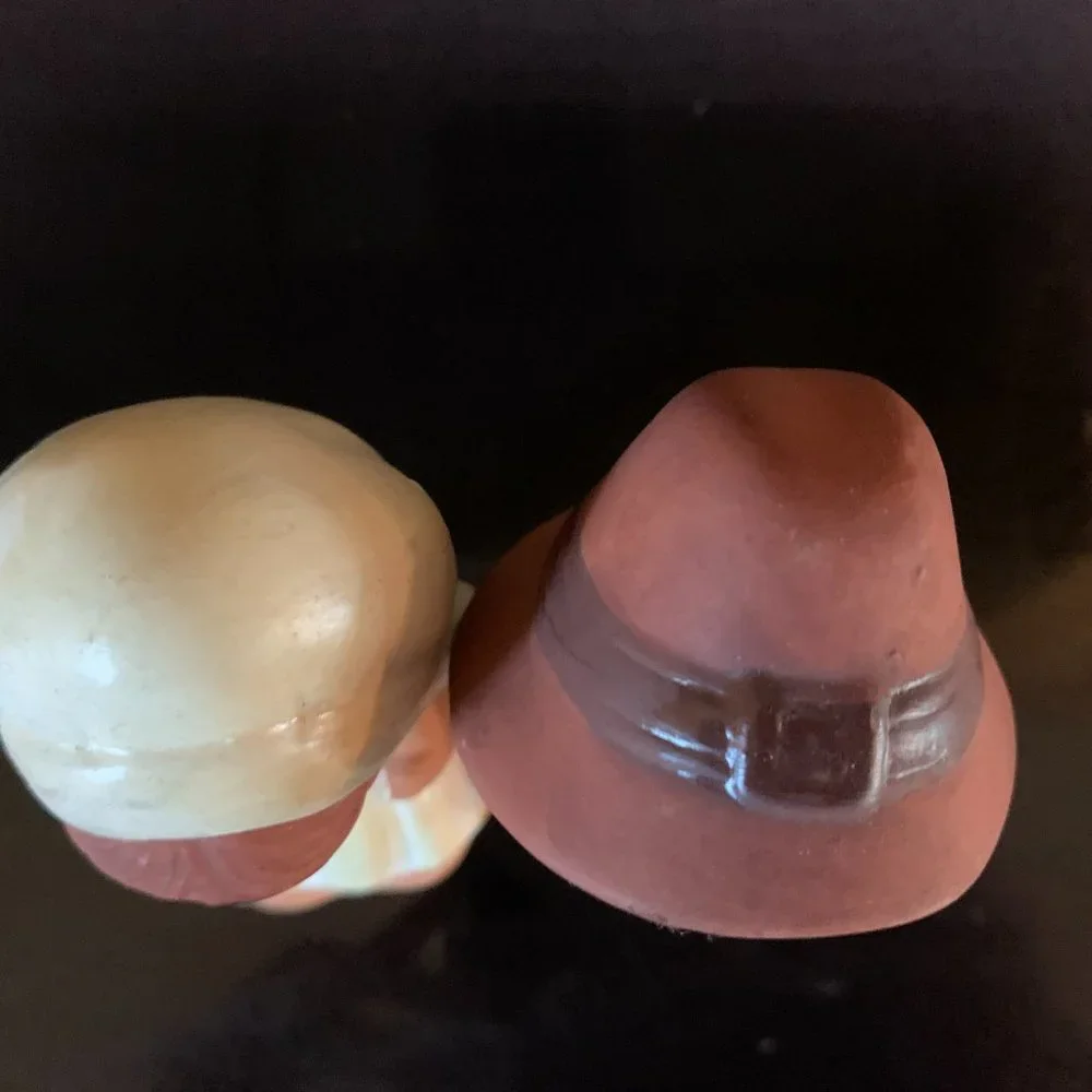VTG Pair of Terra Cotta Thanksgiving Pilgrims